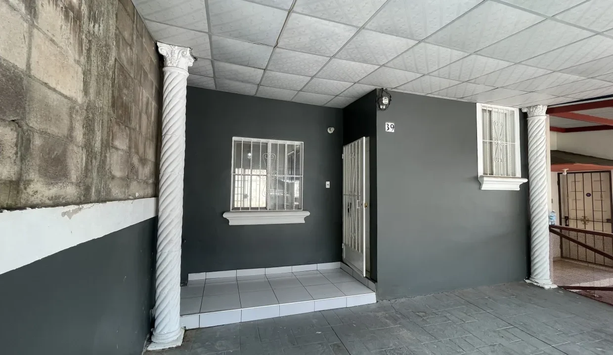 file-1790963710