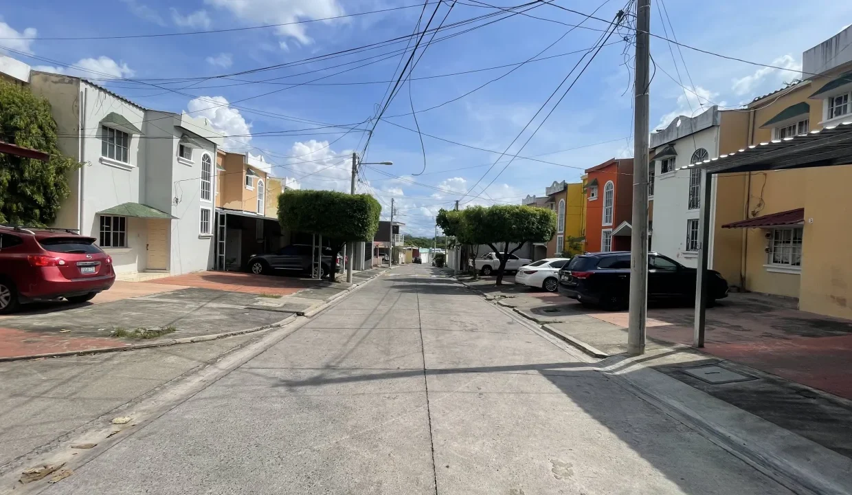 file-1790963718